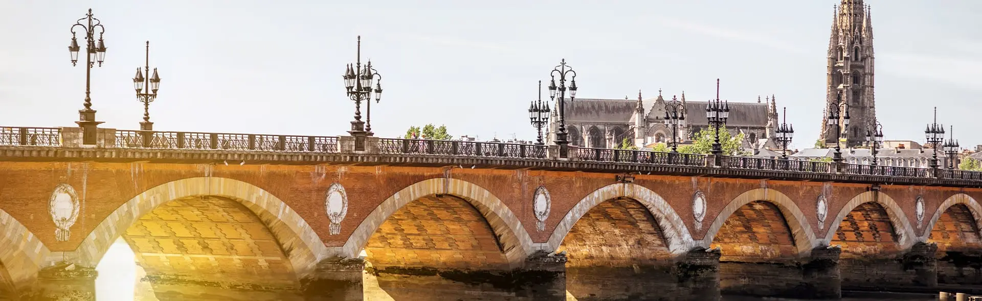 Immobilier à Bordeaux : Évolution du Marché en 2023 - Aquilogia Patrimoine